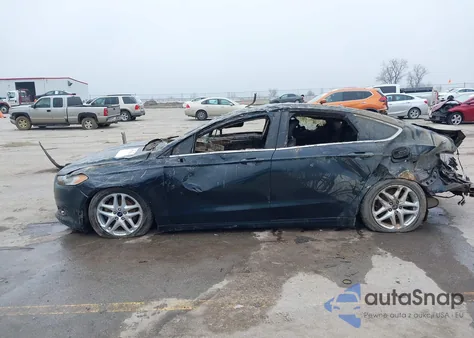 2014 Ford Fusion Se z USA, uszkodzony, nr VIN 3FA6P0HD2ER260944